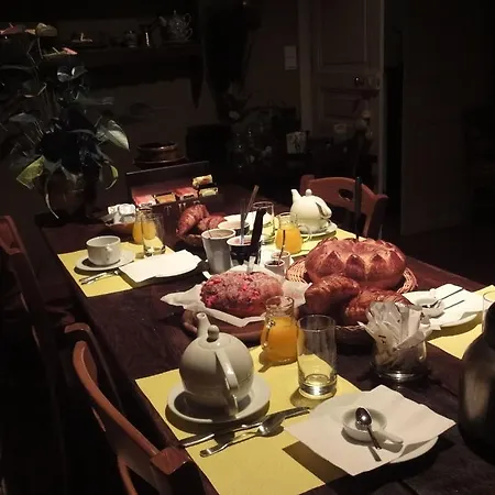 Bed & Breakfast La Maison De Gisele 3*