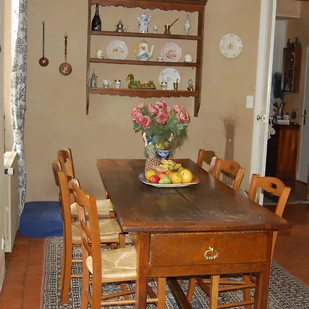 Bed & Breakfast La Maison De Gisele Moulins (Allier)
